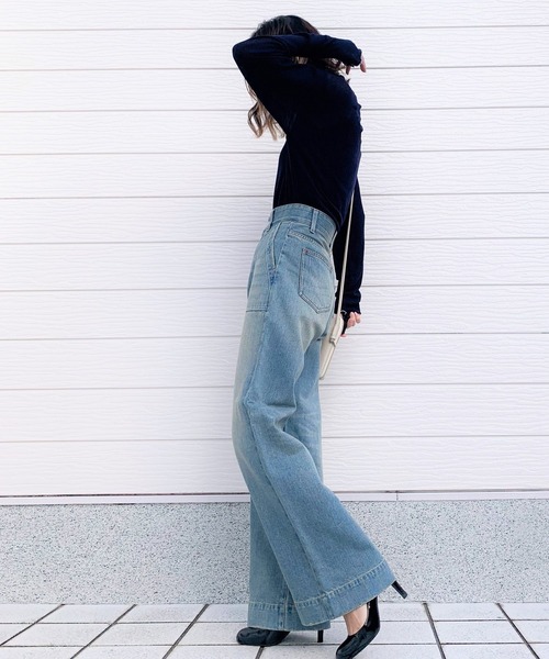 Q（キュー）の「Q Girl ワイドデニムブリーチ（デニムパンツ・レディース・ライトインディゴブルー・MEDIUM/SMALL/LARGE）」の8枚目の写真