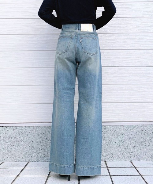 Q（キュー）の「Q Girl ワイドデニムブリーチ（デニムパンツ・レディース・ライトインディゴブルー・MEDIUM/SMALL/LARGE）」の4枚目の写真