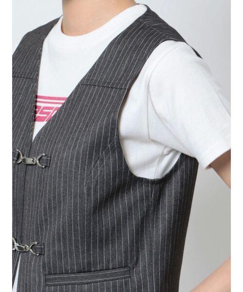 jouetie（ジュエティ）の「ビットベスト（ベスト・レディース・ブラウン/グレー/ブラック・MEDIUM）」の14枚目の写真