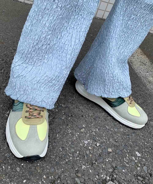 Casselini（キャセリーニ）の「Casselini(キャセリーニ)ローカットスニーカー（スニーカー・レディース・ピンク/グリーン/アイボリー・SMALL/MEDIUM/LARGE）」の21枚目の写真