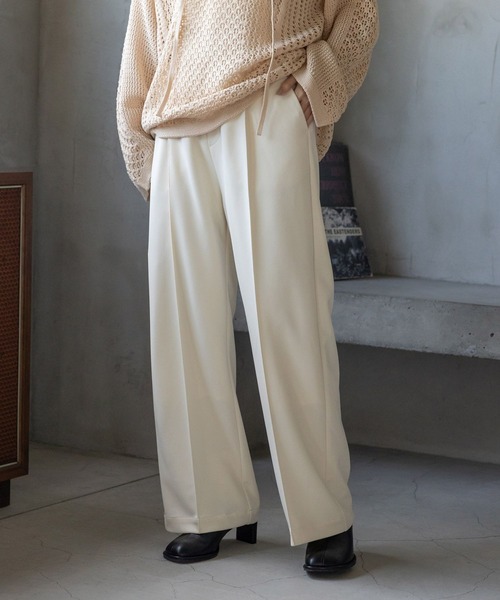LOWRYS FARM(ローリーズファーム)の「カットジョーゼットワイドパンツ 186180(その他パンツ・レディース・グリーン/ブラック/アイボリー・FREE)」の2枚目の写真