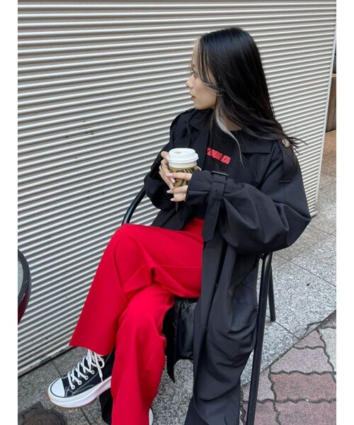 EVRIS(エヴリス)の「タックストレートカラーパンツ(その他パンツ・レディース・ホワイト/ブラック/レッド/ブルー・SMALL/MEDIUM)」の19枚目の写真