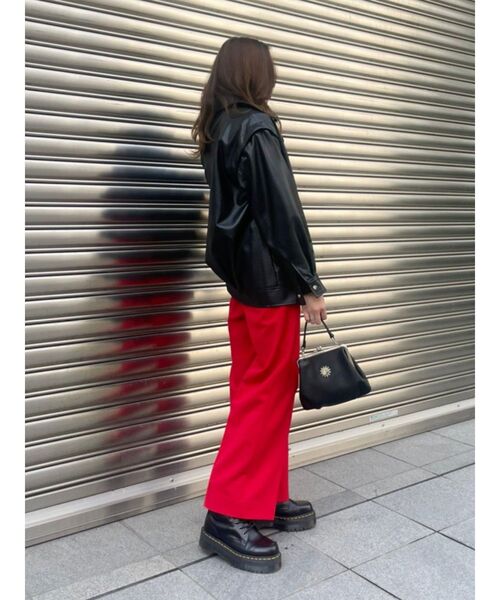 EVRIS(エヴリス)の「タックストレートカラーパンツ(その他パンツ・レディース・ホワイト/ブラック/レッド/ブルー・SMALL/MEDIUM)」の11枚目の写真