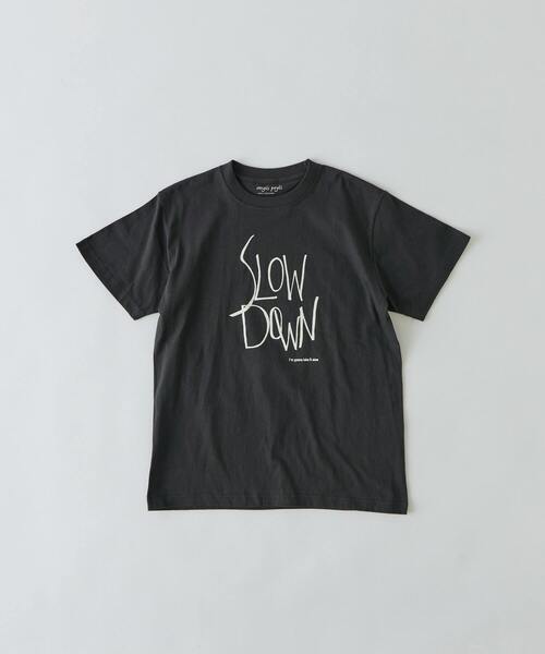 conges payes ADIEU TRISTESSE（コンジェ ペイエ アデュートリステス）の「SLOW DOWNプリントTシャツ（Tシャツ/カットソー・レディース・チャコール/ベージュ/ホワイト・FREE）」の3枚目の写真