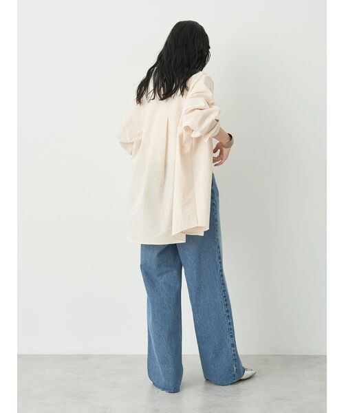 earth music&ecology（アースミュージックアンドエコロジー）の「サッカーストライプボーイズライクシャツ（シャツ/ブラウス・レディース・オレンジ/グリーン/ブルー・FREE）」の13枚目の写真