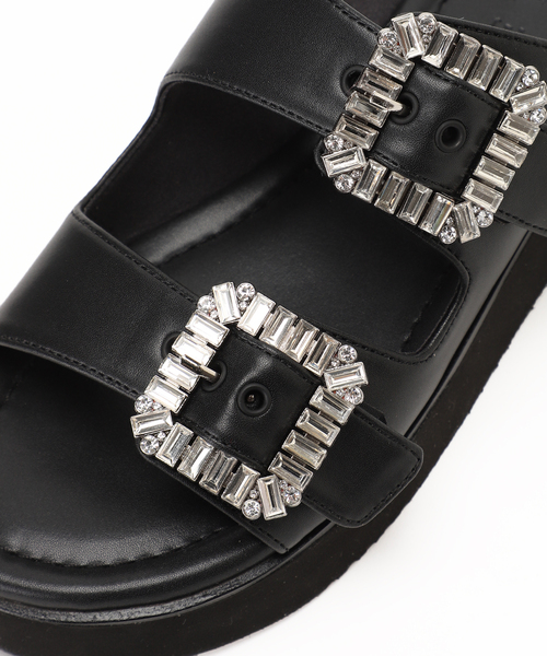 LE TALON（ルタロン）の「ビジューバックルWベルトサンダル（サンダル・レディース・ピンク/ブラック系その他/ベージュ・MEDIUM/SMALL/LARGE/X-LARGE）」の6枚目の写真