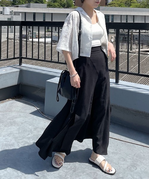 PAGEBOY（ページボーイ）の「オパールレースショートシャツ（シャツ/ブラウス・レディース・ブラック/グレイッシュベージュ/オフホワイト/ターコイズブルー・FREE）」の8枚目の写真