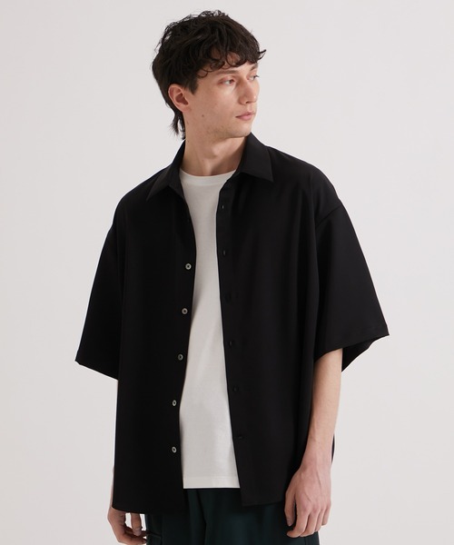 UNITED TOKYO（ユナイテッドトウキョウ）の「COLD DRY ショートスリーブシャツ｜接触冷感（シャツ/ブラウス・メンズ・ブラック/ミント/オフホワイト・1/2）」の5枚目の写真