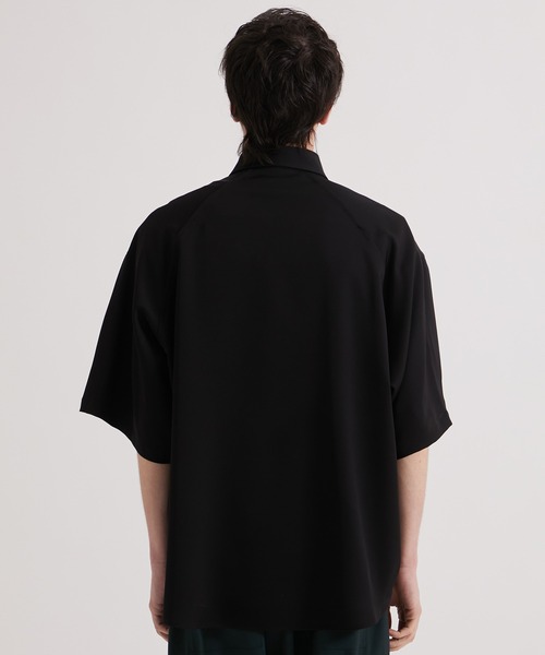 UNITED TOKYO（ユナイテッドトウキョウ）の「COLD DRY ショートスリーブシャツ｜接触冷感（シャツ/ブラウス・メンズ・ブラック/ミント/オフホワイト・1/2）」の7枚目の写真