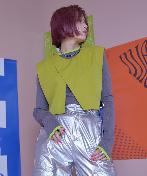 miette(ミエット)の「配色サイドベルトショートベスト(ベスト・レディース・イエロー系その他/ブラック/ベージュ・FREE)」の22枚目の写真