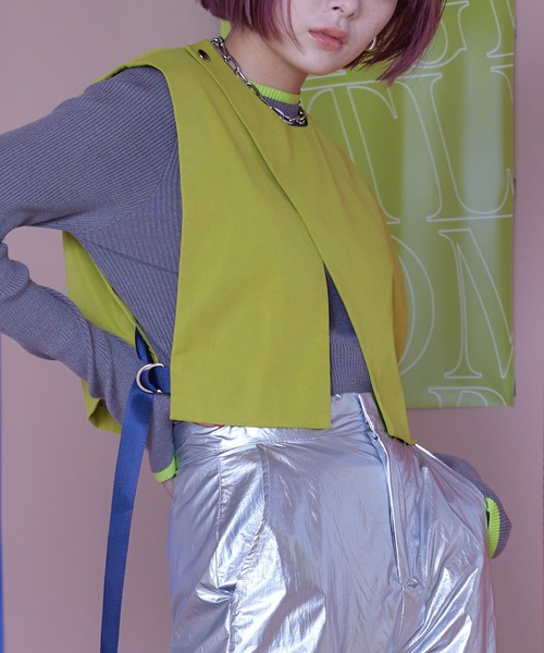 miette(ミエット)の「配色サイドベルトショートベスト(ベスト・レディース・イエロー系その他/ブラック/ベージュ・FREE)」の21枚目の写真