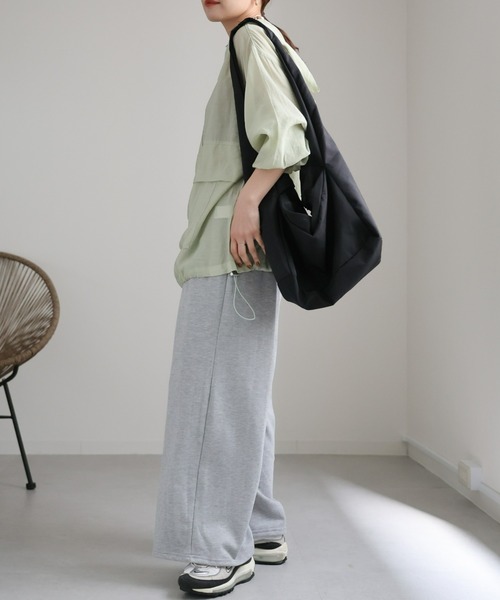 ap retro(アプレトロ)の「シアーアノラック(パーカー・レディース・オフホワイト/ブラック/グリーン/カーキ・FREE)」の12枚目の写真