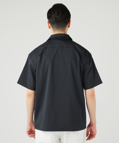 THE CASUAL（カジュアル）の「接触冷感織ポリストレッチダブルポケットオープンカラーシャツ（シャツ/ブラウス・メンズ・ベージュ/ネイビー/ブラック/グレー・M/L/XL）」の12枚目の写真