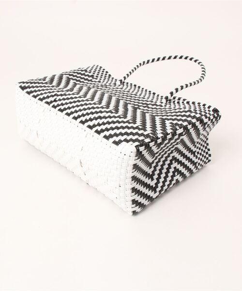 mysty woman（ミスティウーマン）の「ヘリンボーンガラBAG 184454（かごバッグ・レディース・グリーン/その他/ブラック・FREE）」の5枚目の写真