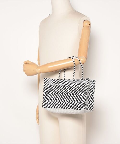 mysty woman（ミスティウーマン）の「ヘリンボーンガラBAG 184454（かごバッグ・レディース・グリーン/その他/ブラック・FREE）」の7枚目の写真