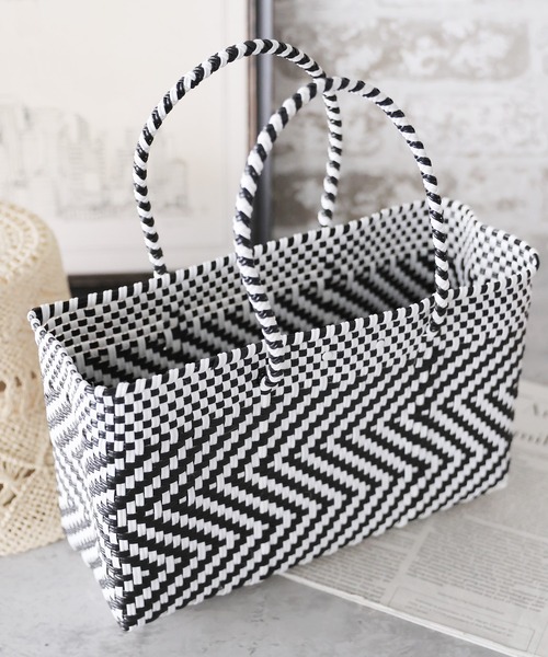 mysty woman（ミスティウーマン）の「ヘリンボーンガラBAG 184454（かごバッグ・レディース・グリーン/その他/ブラック・FREE）」の3枚目の写真