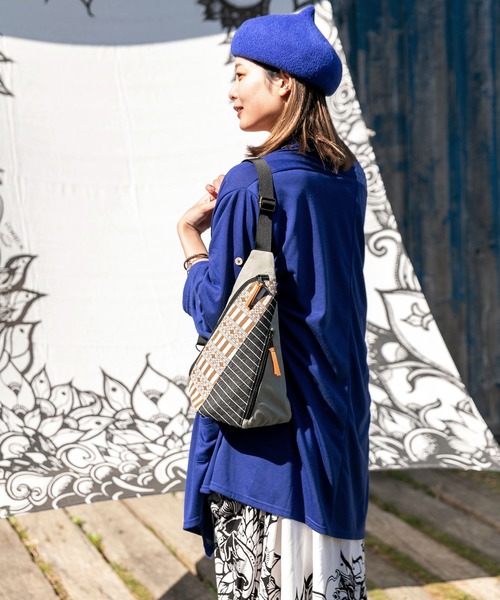 チャイハネ（チャイハネ）の「【チャイハネ】コマリユワンショルダーバッグ（ボディバッグ/ウエストポーチ・レディース・カーキ/ベージュ/ブラック・FREE）」の9枚目の写真