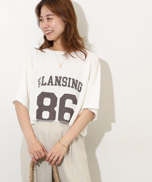 JOURNAL STANDARD relume（ジャーナルスタンダード　レリューム）の「クロップドロゴT（Tシャツ/カットソー・レディース・チャコールグレー/アイボリー・FREE）」の15枚目の写真