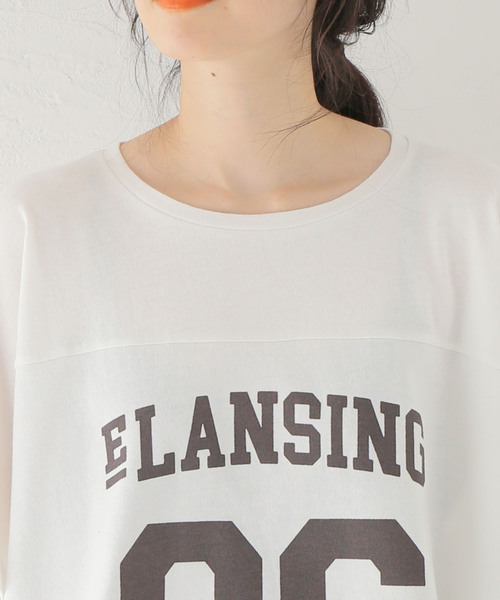 JOURNAL STANDARD relume（ジャーナルスタンダード　レリューム）の「クロップドロゴT（Tシャツ/カットソー・レディース・チャコールグレー/アイボリー・FREE）」の11枚目の写真