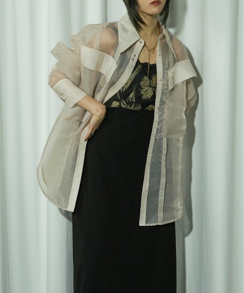 Ezick(エジック)の「Bigger pocket オーバーシアーシャツ(シャツ/ブラウス・レディース・ブラック/グレー/オフホワイト・FREE)」の2枚目の写真