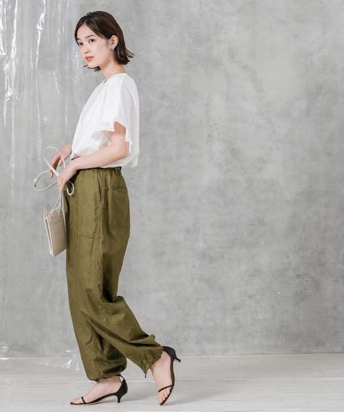 Gready Brilliant（グレディブリリアン）の「ボートＮ布帛フリル袖カットソー（Tシャツ/カットソー・レディース・オフホワイト/黄緑系・38）」の16枚目の写真