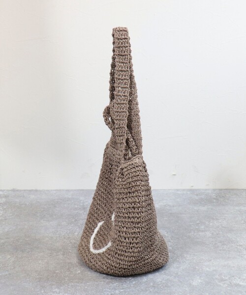 fredy emue（フレディエミュ）の「SMILEY2ハンドルバルーンバッグ（かごバッグ・レディース・イエロー/グレイッシュベージュ・FREE）」の5枚目の写真