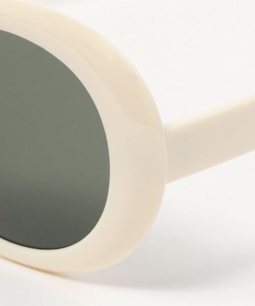 3.3 Field Trip （3.3フィールドトリップ）の「【UNISEX】3.3 Field Trip／#2692 GLASSES 2967961（サングラス・レディース・クリーム/ブラック・FREE）」の10枚目の写真