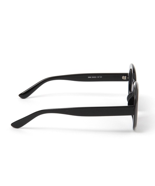 3.3 Field Trip （3.3フィールドトリップ）の「【UNISEX】3.3 Field Trip／#2692 GLASSES 2967961（サングラス・レディース・クリーム/ブラック・FREE）」の4枚目の写真