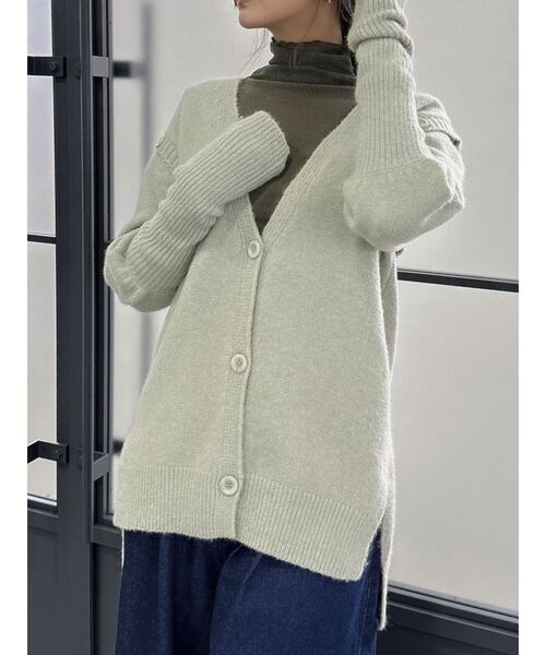 dazzlin（ダズリン）の「【吉田朱里コラボ】アームカバーフォルムカーディガン（カーディガン/ボレロ・レディース・チャコールグレー/グリーン/ベージュ・FREE）」の16枚目の写真