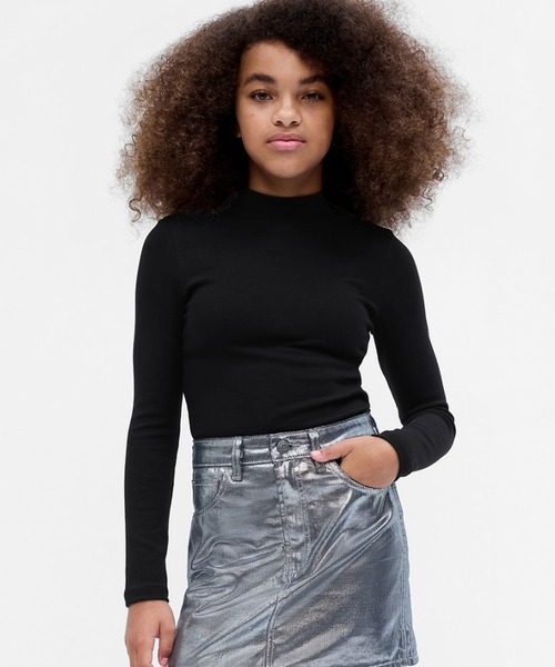 GAP（ギャップ）の「モックネック Tシャツ (キッズ)（Tシャツ/カットソー・キッズ・ネイビー/レッド/アイボリー/その他/ブラック・140cm/120cm/160cm/150cm/110cm/130cm）」の3枚目の写真