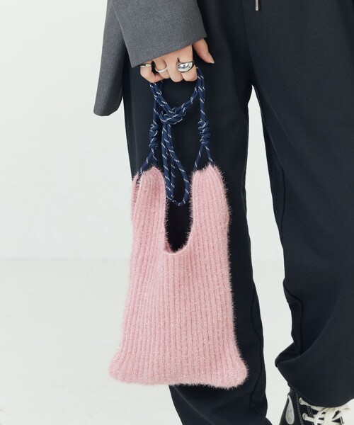 FREAK'S STORE（フリークスストア）の「限定展開　ラメニット ミニショルダーバッグ（ショルダーバッグ・レディース・ピンク/ブラック/ブルー/オフホワイト・ONE SIZE）」の4枚目の写真