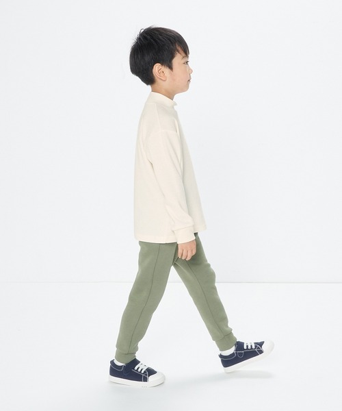 無印良品(ムジルシリョウヒン)の「起毛スムース編みハイネック長袖Tシャツ(キッズ)(Tシャツ/カットソー・キッズ・ピンク系/グレー/ネイビー系7/オフホワイト/グリーン系4/ブラック・110/150/130/140/120)」の16枚目の写真
