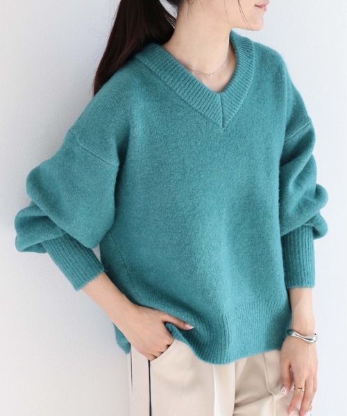 cepo（セポ）の「マシュマロVネックシンプルニット（ニット/セーター・レディース・ピンク/オフホワイト/チャコール/ブルー/ライム/ホワイト×ブラック/グリーン・M）」の5枚目の写真