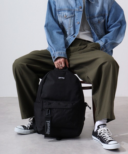 THRASHER(スラッシャー)の「THRASHER DAY PACK(バックパック/リュック・メンズ・ブラック/マルチ・FREE)」の2枚目の写真
