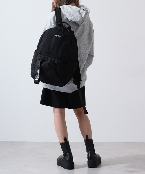 THRASHER(スラッシャー)の「THRASHER DAY PACK(バックパック/リュック・メンズ・ブラック/マルチ・FREE)」の4枚目の写真
