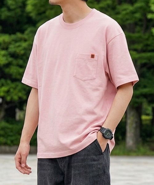 UNIVERSAL OVERALL(ユニバーサルオーバーオール)の「【UNIVERSAL OVERALL】別注 POCKET T-SHIRTS / ポケットクルーネック半袖Tシャツ(Tシャツ/カットソー・メンズ・ブラック/オートミール/ネイビー/ホワイト/グリーン/チャコールグレー/グレイッシュベージュ/ライトピンク/セージグリーン/サックスブルー・SMALL/MEDIUM/LARGE/X-LARGE)」の19枚目の写真