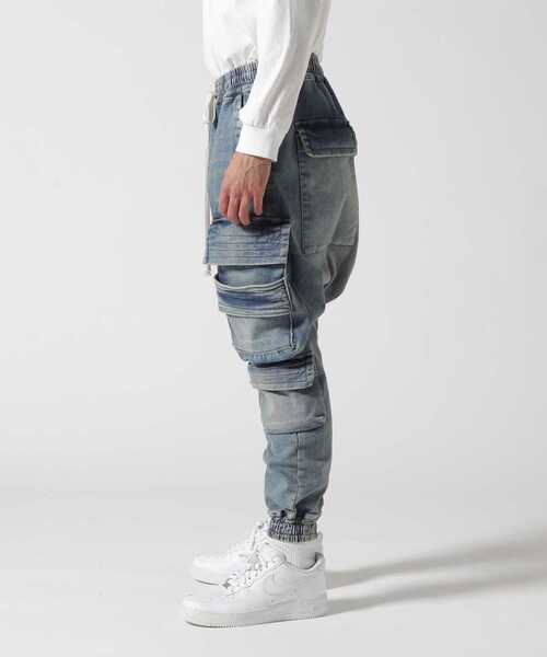 ROYAL FLASH（ロイヤルフラッシュ）の「A.F ARTEFACT/エーエフ