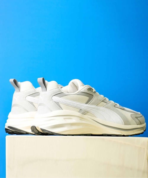 PUMA(プーマ)の「PUMA/プーマ ヒプノティック エルエス ユニセックス ランニングスニーカー 395295(スニーカー・メンズ・ホワイト/ベージュ系その他/ベージュ系その他2・23.0cm/23.5cm/24.0cm/24.5cm/25.0cm/25.5cm/26.0cm/26.5cm/27.0cm/27.5cm/28.0cm)」の11枚目の写真