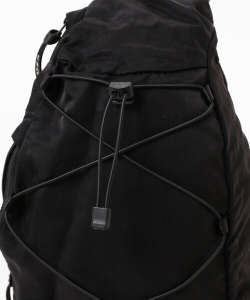 C.P. COMPANY（シーピーカンパニー）の「C.P. Company / NYLON B CROSSBODY RUCKSAK（バックパック/リュック・メンズ・ミント/ブラック・ONE SIZE）」の10枚目の写真