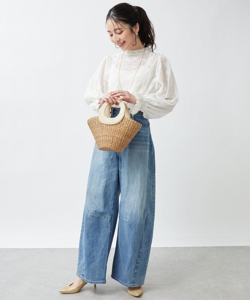 ラブティックボンボン　レースバンドカラーブラウス La boutique BonBon（ラブティックボンボン）の「レースバンド