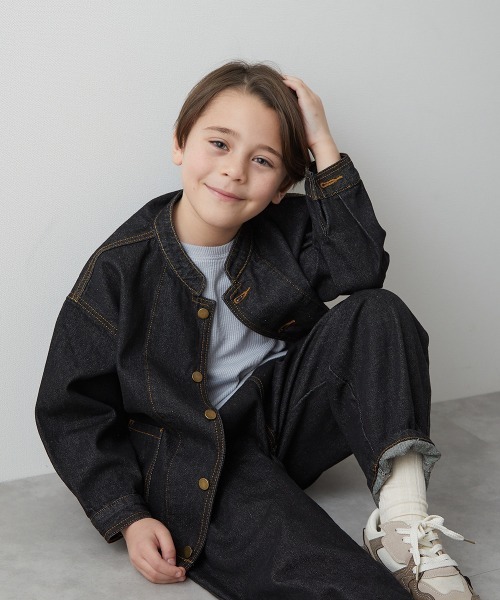 riziere（リジェール）の「バンドカラーブラックデニムジャケット（デニムジャケット・キッズ・ブラック・90/100/110/120/130/140/150）」の8枚目の写真