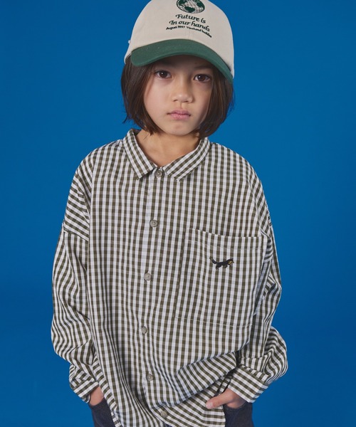 PAIRMANON STREET(ペアマノンストリート)の「【PAIRMANON STREET】アソート 長袖 布帛 ワンポイント 刺繍 シャツ(シャツ/ブラウス・キッズ・グリーン系その他/ブルー系その他/ベージュ系その他/ブラウン/イエロー系その他/ブルー/ブラック系その他/ブルー系その他3/ブラック系その他2/ライトベージュ・100/110/120/130/140/150/90/160)」の6枚目の写真