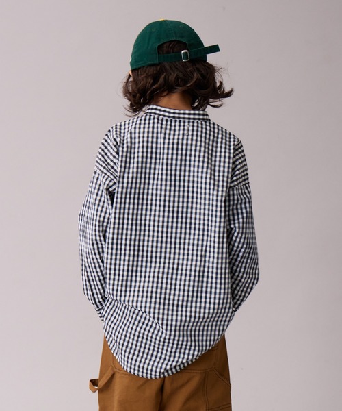 PAIRMANON STREET(ペアマノンストリート)の「【PAIRMANON STREET】アソート 長袖 布帛 ワンポイント 刺繍 シャツ(シャツ/ブラウス・キッズ・グリーン系その他/ブルー系その他/ベージュ系その他/ブラウン/イエロー系その他/ブルー/ブラック系その他/ブルー系その他3/ブラック系その他2/ライトベージュ・100/110/120/130/140/150/90/160)」の17枚目の写真