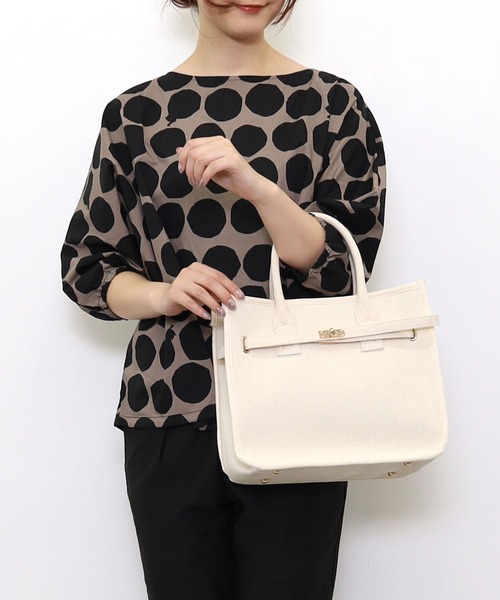 SMIR NASLI(サミールナスリ)の「ヒネリ金具ベルト×キャンバス2WAYトートバッグ(トートバッグ・レディース・オフホワイト/キャメル/ダークグレー・9)」の18枚目の写真