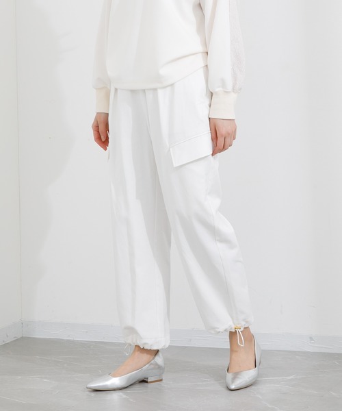 KATHARINE ROSS（キャサリンロス）の「【KATHARINE ROSS】ソフトカーゴパンツ（カーゴパンツ・レディース・ホワイト/ベージュ/ネイビー・MEDIUM）」の2枚目の写真