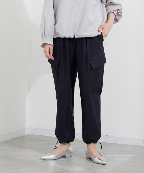 KATHARINE ROSS（キャサリンロス）の「【KATHARINE ROSS】ソフトカーゴパンツ（カーゴパンツ・レディース・ホワイト/ベージュ/ネイビー・MEDIUM）」の5枚目の写真