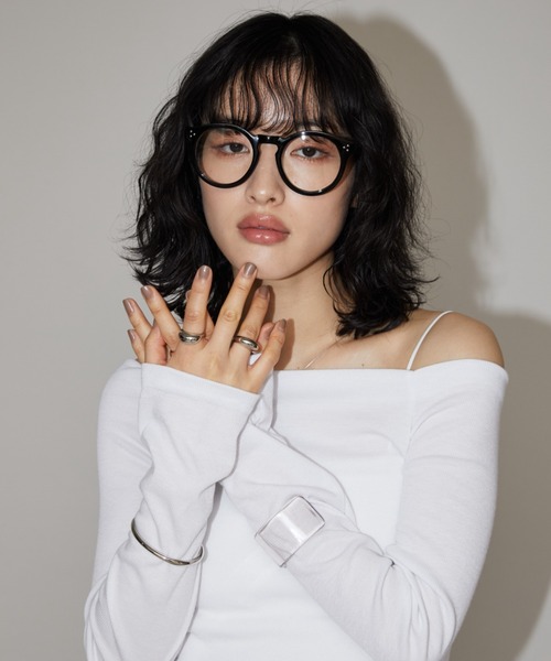 Aunt Marie's（アントマリーズ）の「ラウンドフレームメガネ/UVカット（メガネ・レディース・ブラウン/ブラック・FREE）」の3枚目の写真