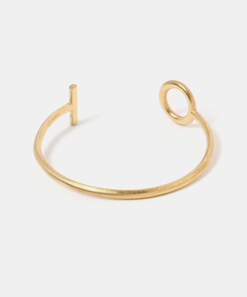 FOREVER 21（フォーエバー トゥエンティーワン）の「メタルスリムバングル2（バングル/リストバンド・レディース・ゴールド/シルバー・FREE）」の3枚目の写真