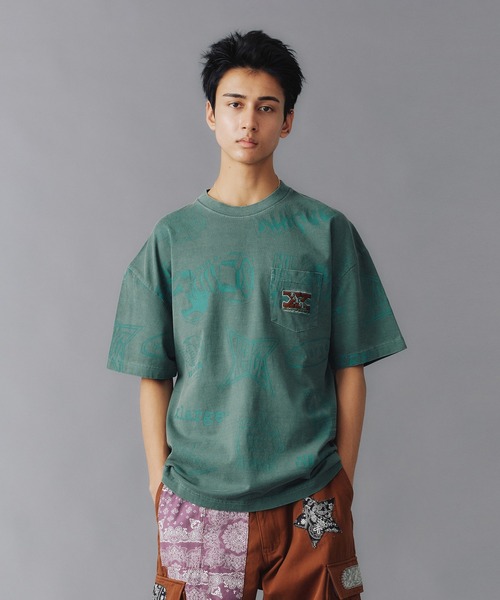 大人気 XLARGE ALLOVER PRINTED S/S POCKET TEE ディテール◎ XLARGE（エクストララージ）の「ALLOVER PRINTED S/S POCKET TEE