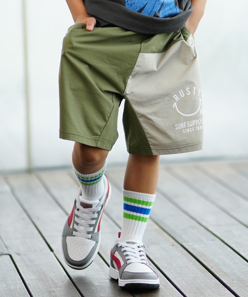 RUSTY(ラスティ)の「RUSTY/ラスティー キッズ ショーツ ハーフパンツ ニコちゃんマーク 964403(その他パンツ・キッズ・ブラック/カーキ・130cm/140cm/150cm/160cm)」の11枚目の写真